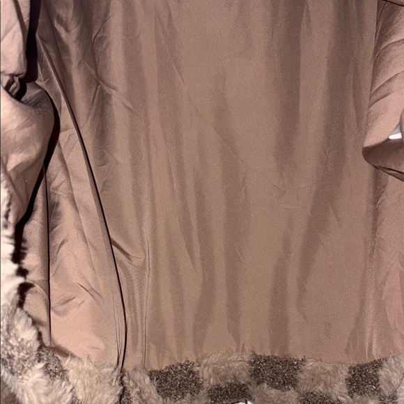 Cozy Checkered Jacket - Picture 8 of 11